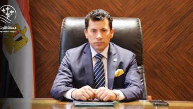 وزير الشباب والرياضة