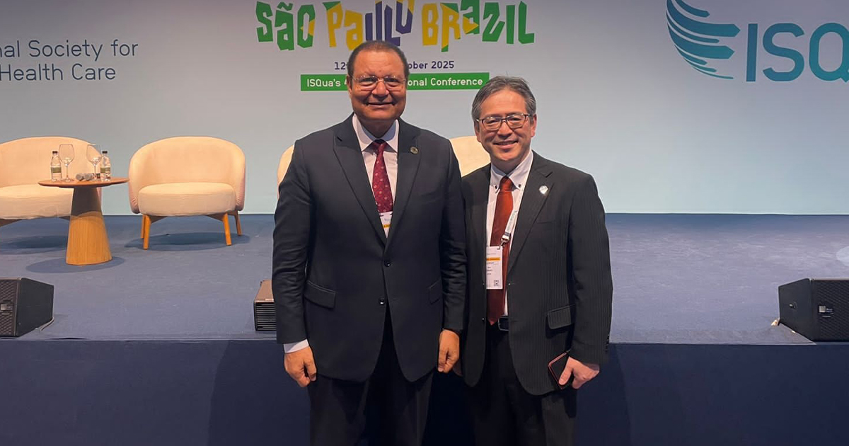 إشادة دولية وتعاون عابر للقارات