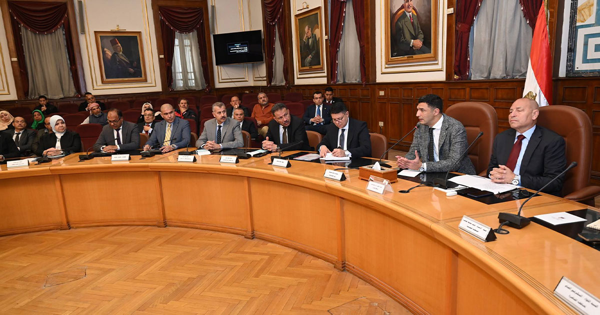 دعم الصناعات الوطنية وتذليل العقبات