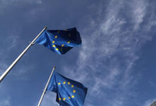 التجارة الإلكترونية