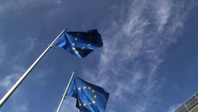 التجارة الإلكترونية